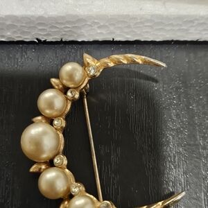 Gold and Pearl Crescent Brooch
